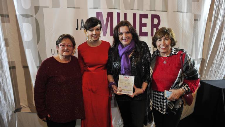 Mujeres que crean peldaños Mujeres que crean peldaños