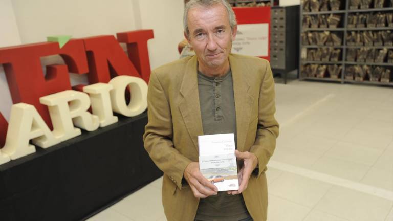 El Premio de Novela Corta llega a manos de su autora El Premio de Novela Corta llega a manos de su autora
