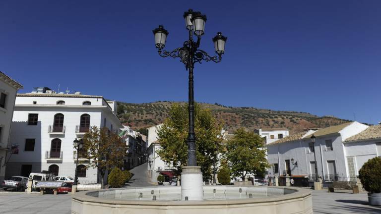 Joyas entre montañas de olivares Joyas entre montañas de olivares