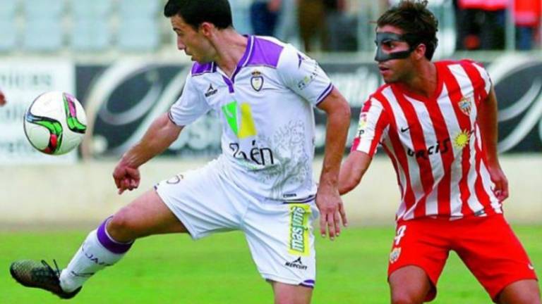 El Real Jaén acaba con los fantasmas a domicilio (2-4)