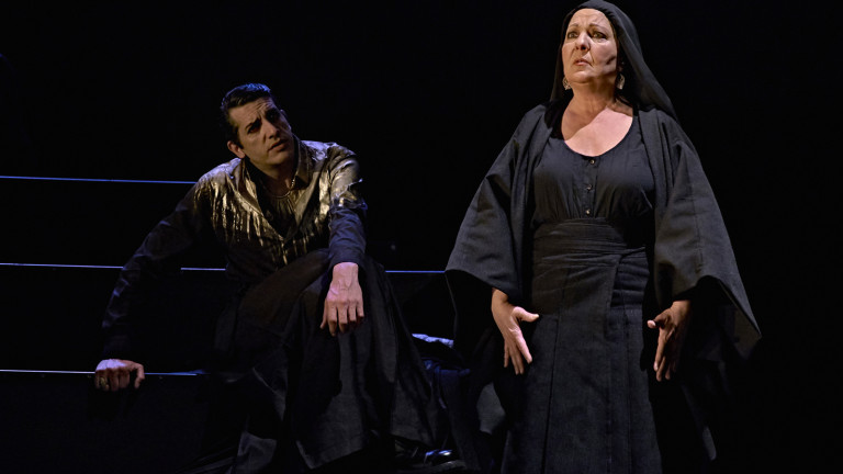 Carmen Linares debuta en el teatro con la obra Séneca