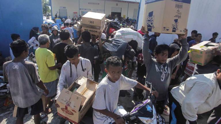 Más de 1.200 muertos en Indonesia tras la catástrofe Más de 1.200 muertos en Indonesia tras la catástrofe