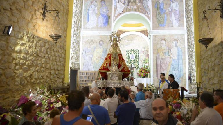 Majestuoso encuentro con la Virgen de Tíscar Majestuoso encuentro con la Virgen de Tíscar