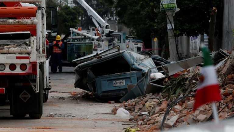 Ascienden a 90 los muertos por el terremoto en México