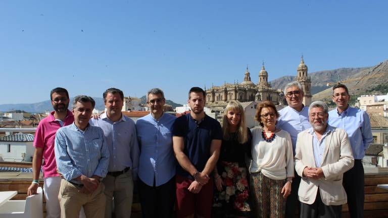 Jaén, tierra de historias cuyas páginas son de oro líquido Jaén, tierra de historias cuyas páginas son de oro líquido