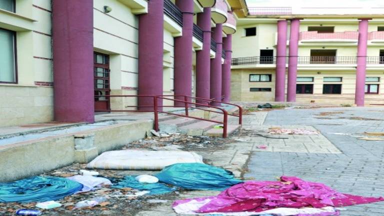 La Policía teme la ocupación del antiguo Hotel La Imora La Policía teme la ocupación del antiguo Hotel La Imora