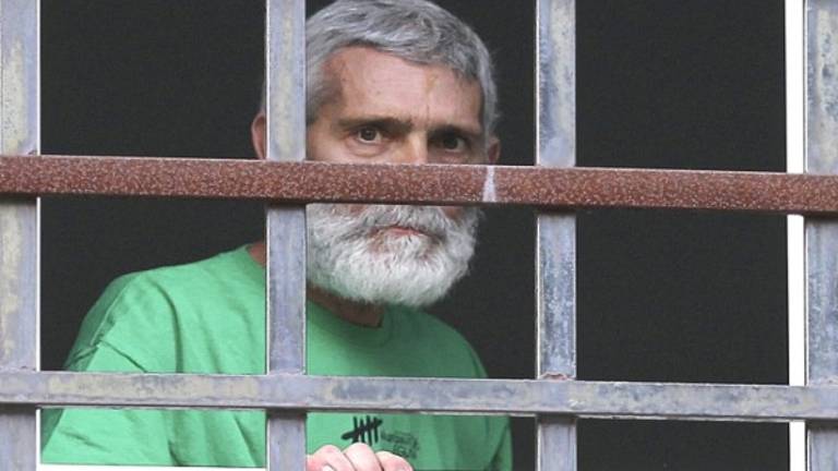 Prisión con arresto domiciliario para el etarra Bolinaga Prisión con arresto domiciliario para el etarra Bolinaga
