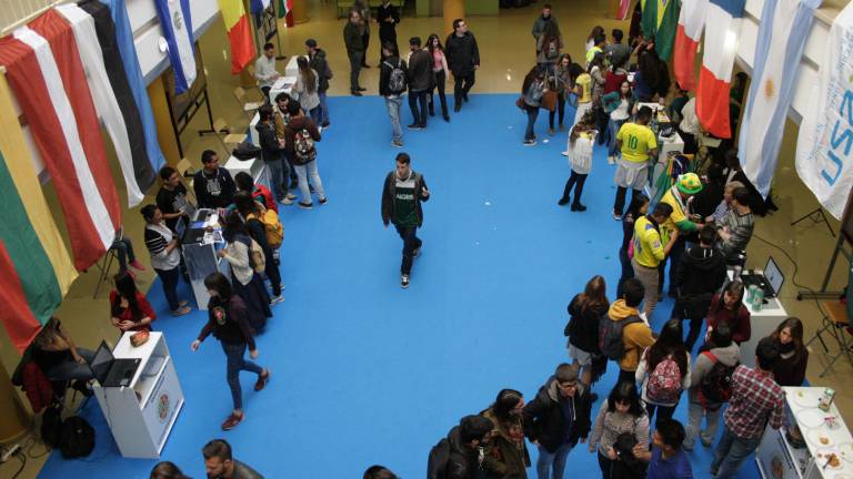 Enriquecedor encuentro internacional y universitario Enriquecedor encuentro internacional y universitario
