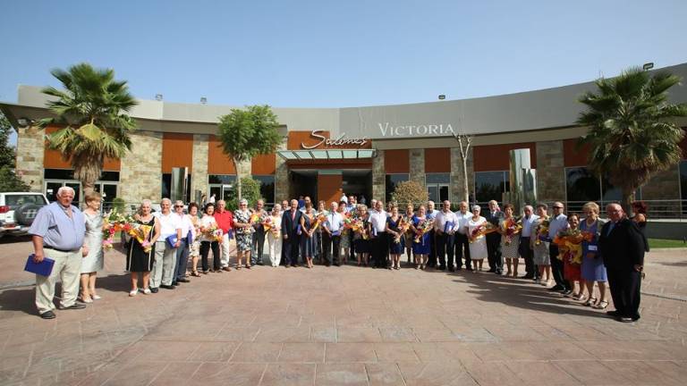 Gran acto para celebrar 50 años de matrimonio Gran acto para celebrar 50 años de matrimonio