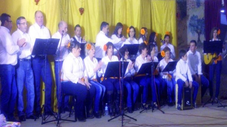Arbuniel canta a Andalucía y a Jaén desde Barcelona Arbuniel canta a Andalucía y a Jaén desde Barcelona
