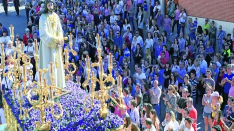 El Cautivo “debuta” en la Pasión jiennense con un cortejo histórico El Cautivo “debuta” en la Pasión jiennense con un cortejo histórico