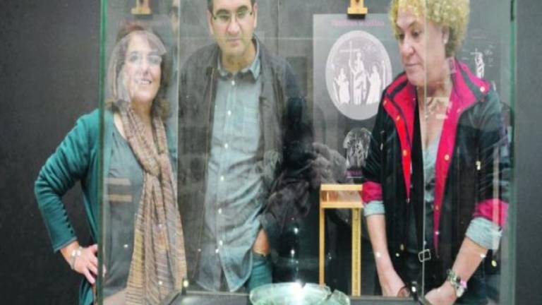 Cástulo. La patena dispara el interés por el museo y por el yacimiento Cástulo. La patena dispara el interés por el museo y por el yacimiento