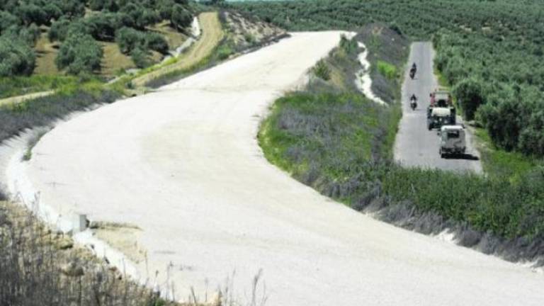 Olivareros preocupados por el acceso a sus fincas Olivareros preocupados por el acceso a sus fincas