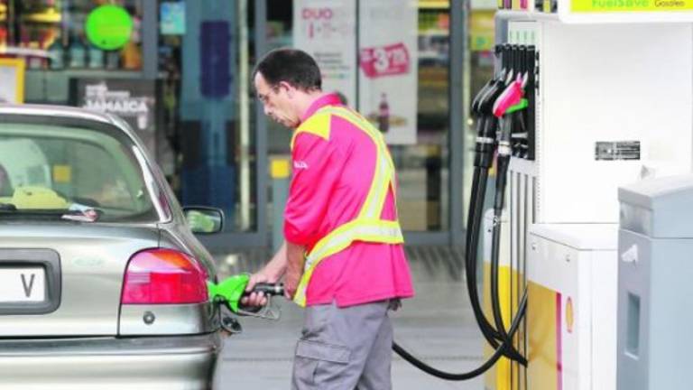 El gasoil, a menos de un euro El gasoil, a menos de un euro