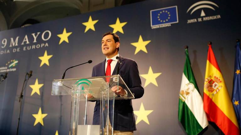 Moreno llama a superar “entre todos” las amenazas de la UE Moreno llama a superar “entre todos” las amenazas de la UE