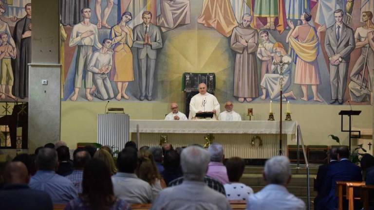 Eucaristía para celebrar la festividad Eucaristía para celebrar la festividad