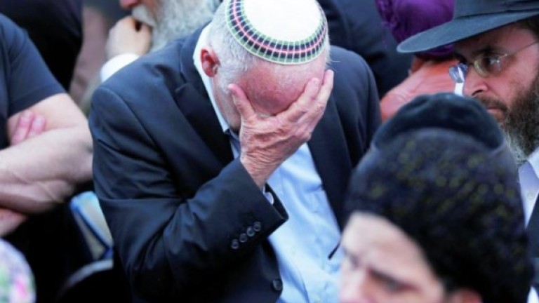 Emotiva despedida a los cuatro rabinos asesinados