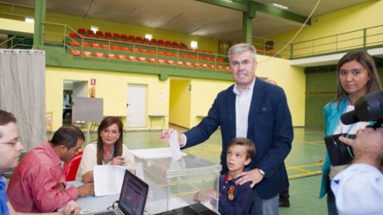 Fernández de Moya hace un llamamiento a la mayor participación Fernández de Moya hace un llamamiento a la mayor participación