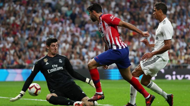 Empate sin goles en el derbi madrileño de los porteros Empate sin goles en el derbi madrileño de los porteros