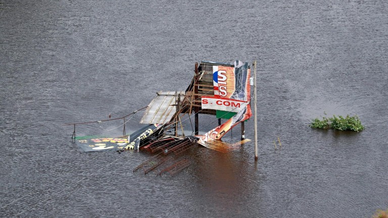 Ascienden a 32 los muertos por el paso del huracán “Florence”