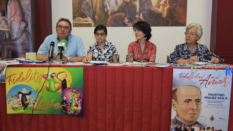 Cien años de entrega en la educación de los marteños Cien años de entrega en la educación de los marteños