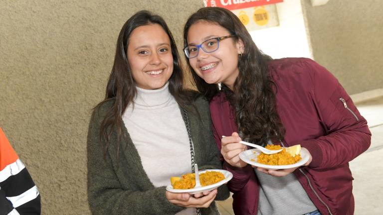 Paella, amigos, buena música y una gran pasión por el Real Jaén Paella, amigos, buena música y una gran pasión por el Real Jaén