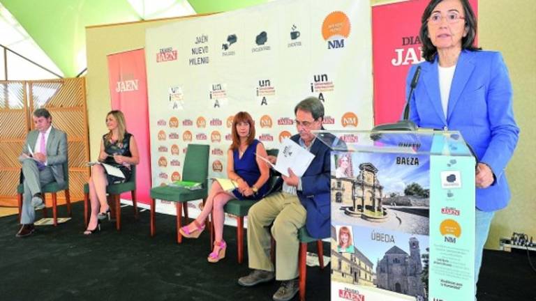 “Las tres alcaldesas van a contar con mi colaboración leal” “Las tres alcaldesas van a contar con mi colaboración leal”