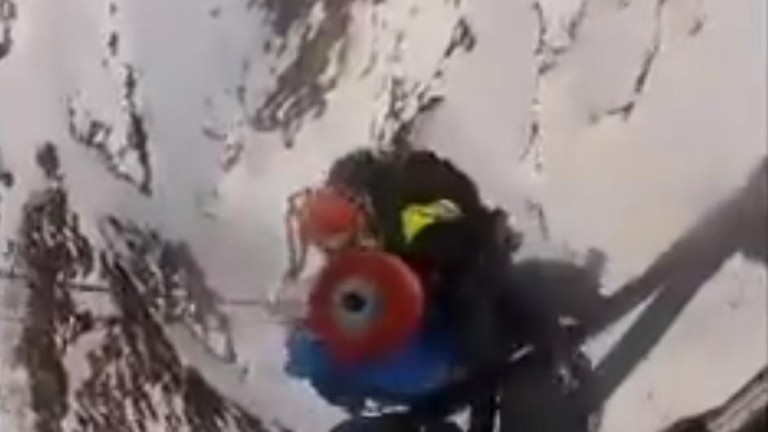 La Guardia Civil rescata a dos alpinistas jiennenses en Sierra Nevada