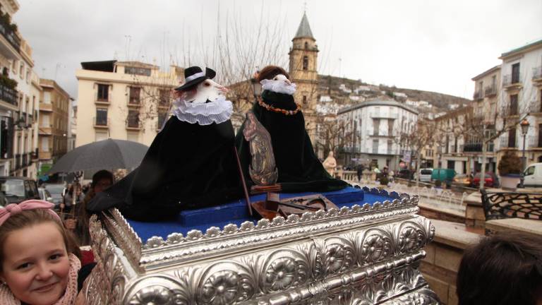 La Candelaria sale pese a la amenaza de nevada