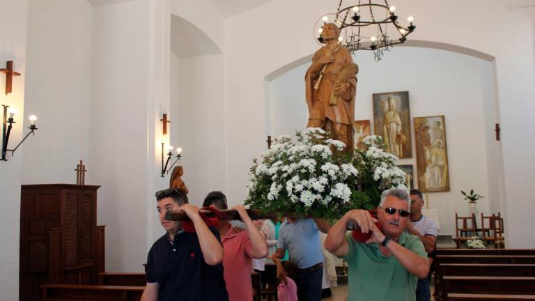 Los colonos de San Julián se vuelcan con su San Isidro Los colonos de San Julián se vuelcan con su San Isidro