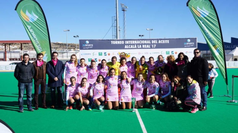 España se corona de rosa en Alcalá