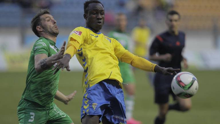 Derrota lógica en Cádiz y freno a la progresión Derrota lógica en Cádiz y freno a la progresión