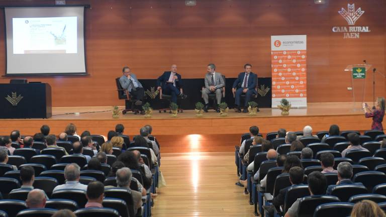 Certero análisis de los entresijos de la Fiscalidad en el sector Certero análisis de los entresijos de la Fiscalidad en el sector