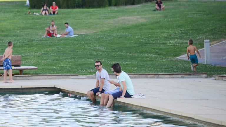 El calor no da tregua y se mantiene la alerta naranja