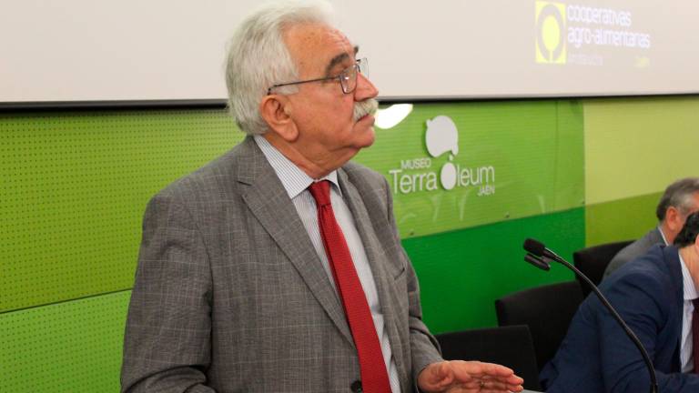 Higinio Castellano seguirá al frente de Cooperativas Agroalimentarias Higinio Castellano seguirá al frente de Cooperativas Agroalimentarias