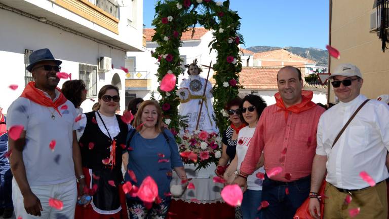 Alegría y flores para el Niño