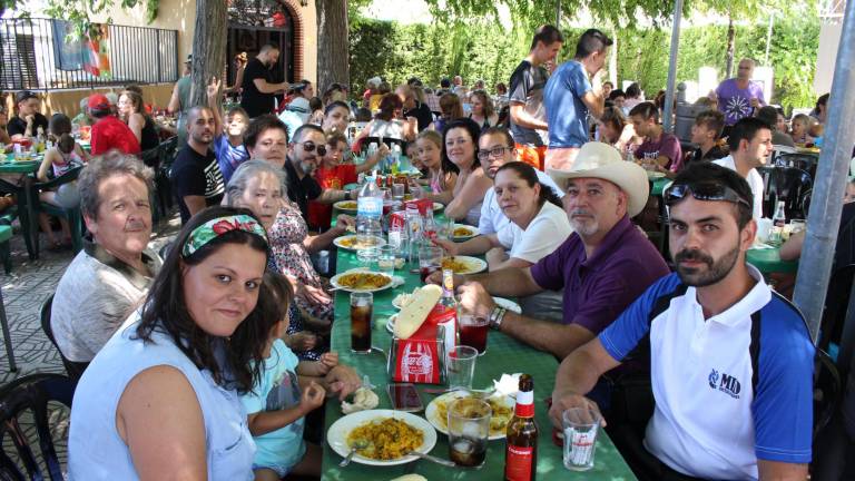 En Valdeastillas “no pierden bocado”