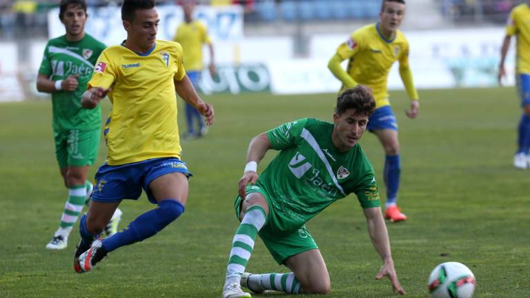 Derrota lógica en Cádiz y freno a la progresión Derrota lógica en Cádiz y freno a la progresión