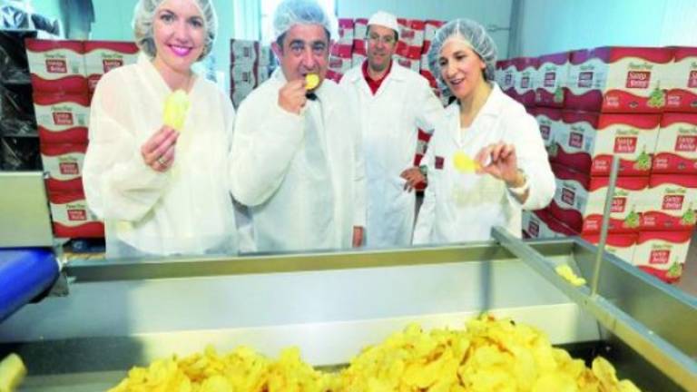 Santo Reino abre su fábrica y amplía a 36 empleados Santo Reino abre su fábrica y amplía a 36 empleados
