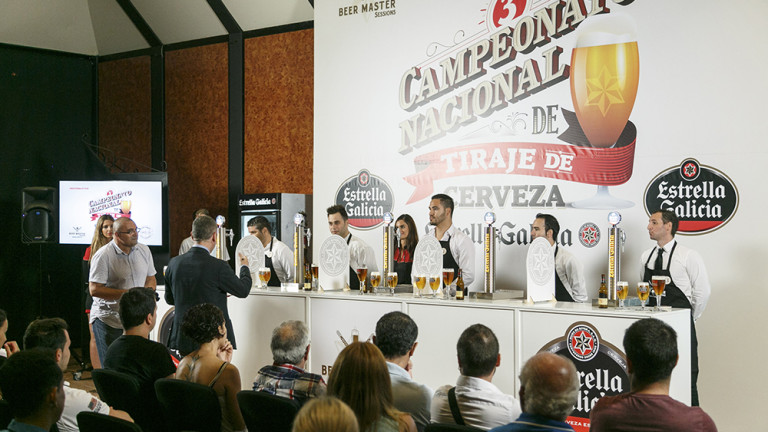 Un hostelero jienense competirá por el título de mejor tirador de cerveza de Andalucía