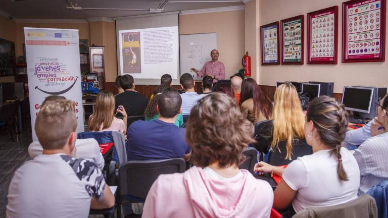 La Cruz Roja apuesta por la inserción de jóvenes