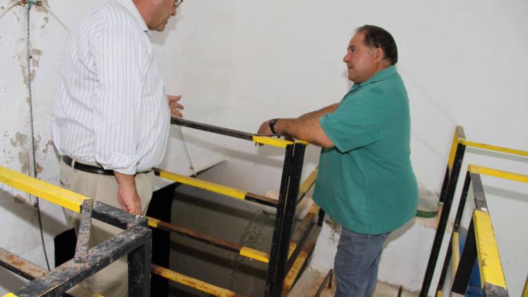 Corte de agua para los 2.300 vecinos de Arroyo del Ojanco Corte de agua para los 2.300 vecinos de Arroyo del Ojanco
