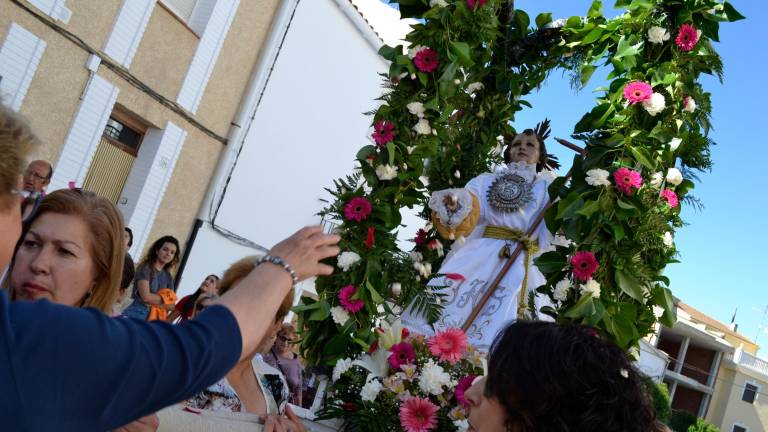 Alegría y flores para el Niño