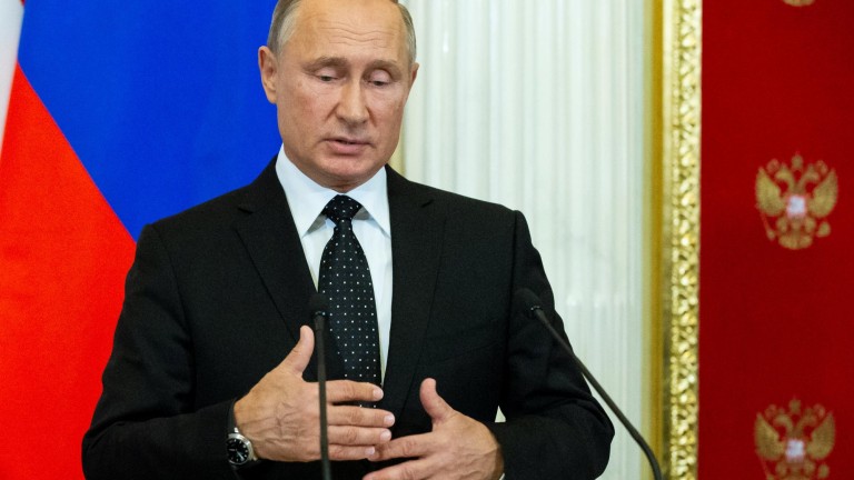Putin atribuye a Siria el derribo de un avión ruso