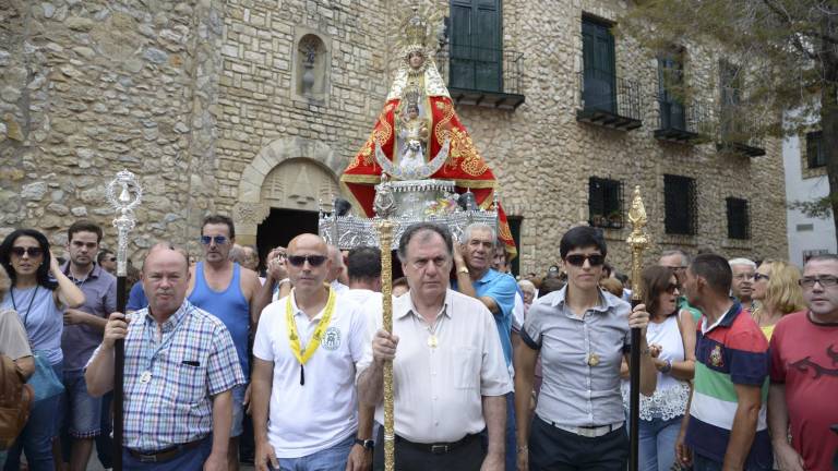 Majestuoso encuentro con la Virgen de Tíscar Majestuoso encuentro con la Virgen de Tíscar