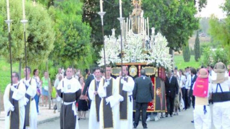 Fervor a la Virgen del Carmen Fervor a la Virgen del Carmen