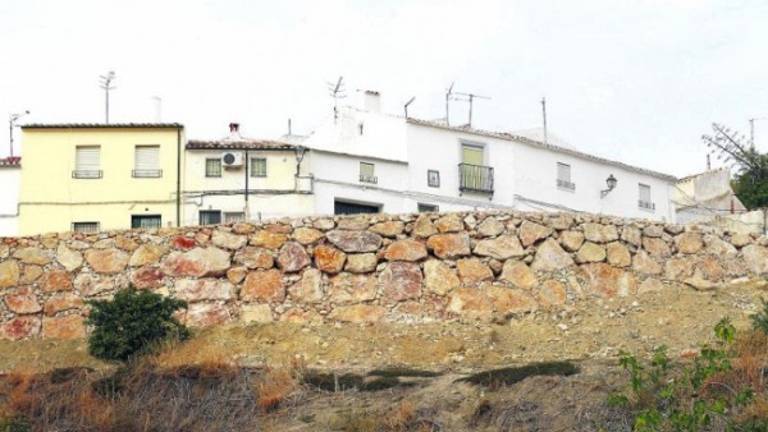 Muro de escollera para la calle Santa Bárbara Muro de escollera para la calle Santa Bárbara