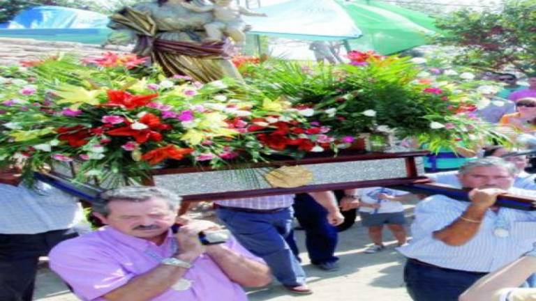 La Cofradía de la Virgen Blanca, en manos del Obispado La Cofradía de la Virgen Blanca, en manos del Obispado