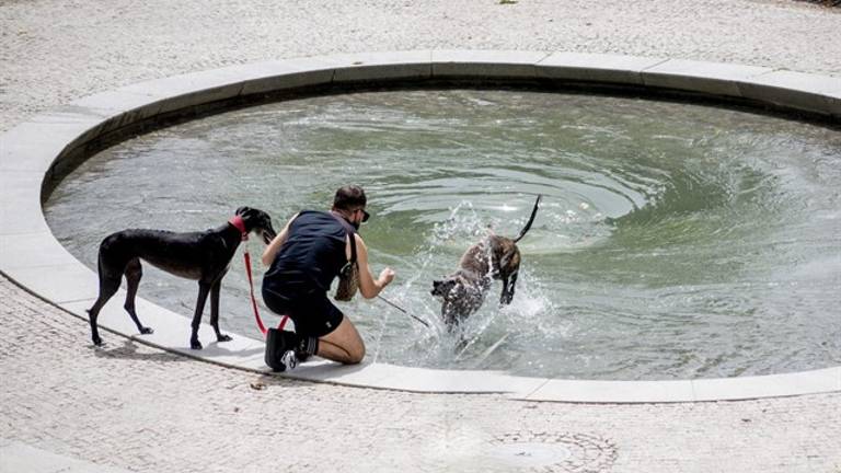 El calor persiste el primer lunes de otoño