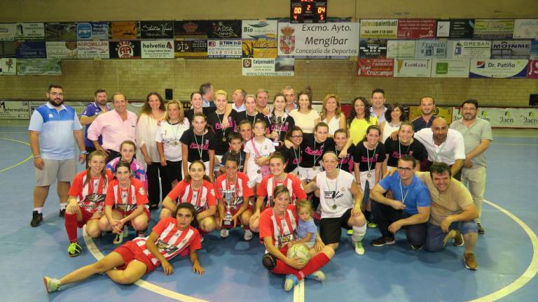 El “Guarromán FF” y el “Úbeda Viva”, ganadores de la Copa Delegada El “Guarromán FF” y el “Úbeda Viva”, ganadores de la Copa Delegada